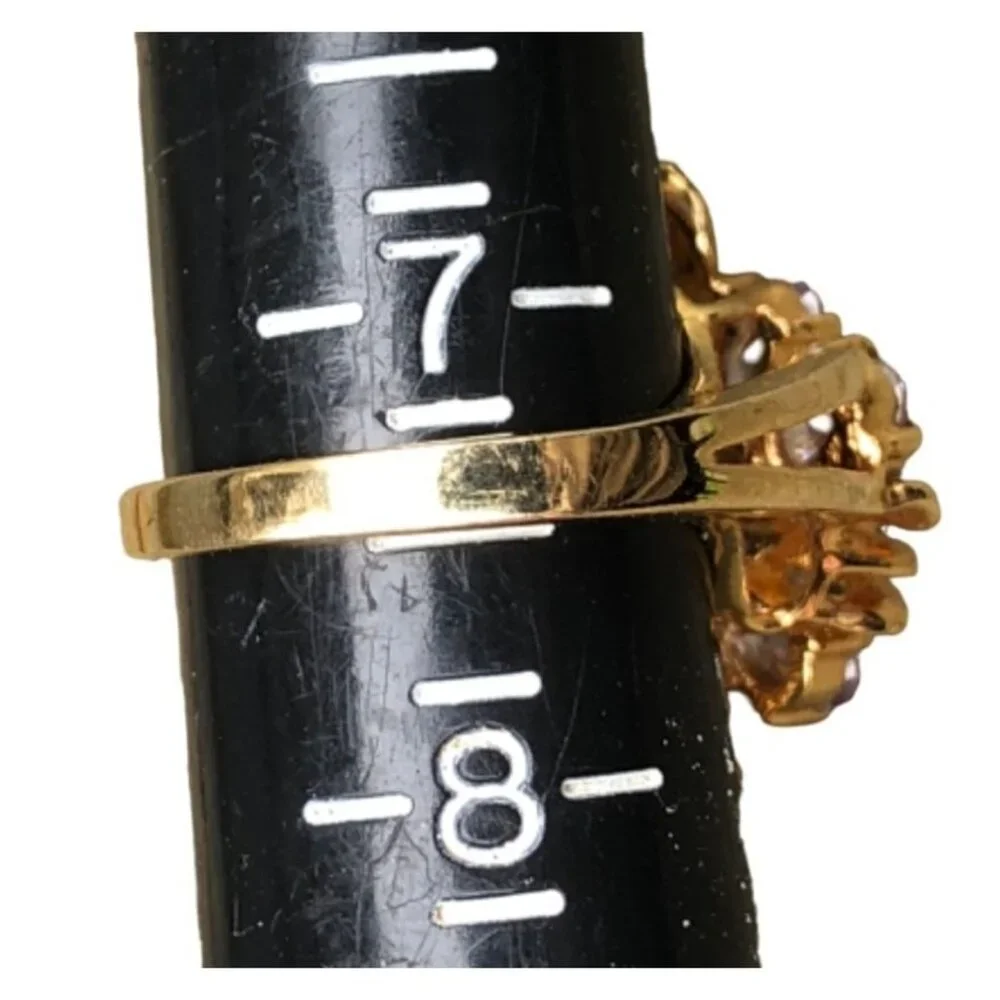 RSC 18kt Yellow Gold Electroplate Ring with Cluster of Clear Crystal Stones Sz 7 - Picture 9 of 9